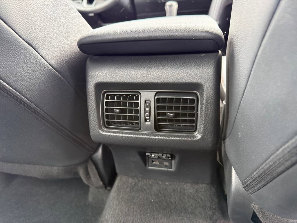 Certified 2025 Toyota Camry SE w/ Convenience Package image 21