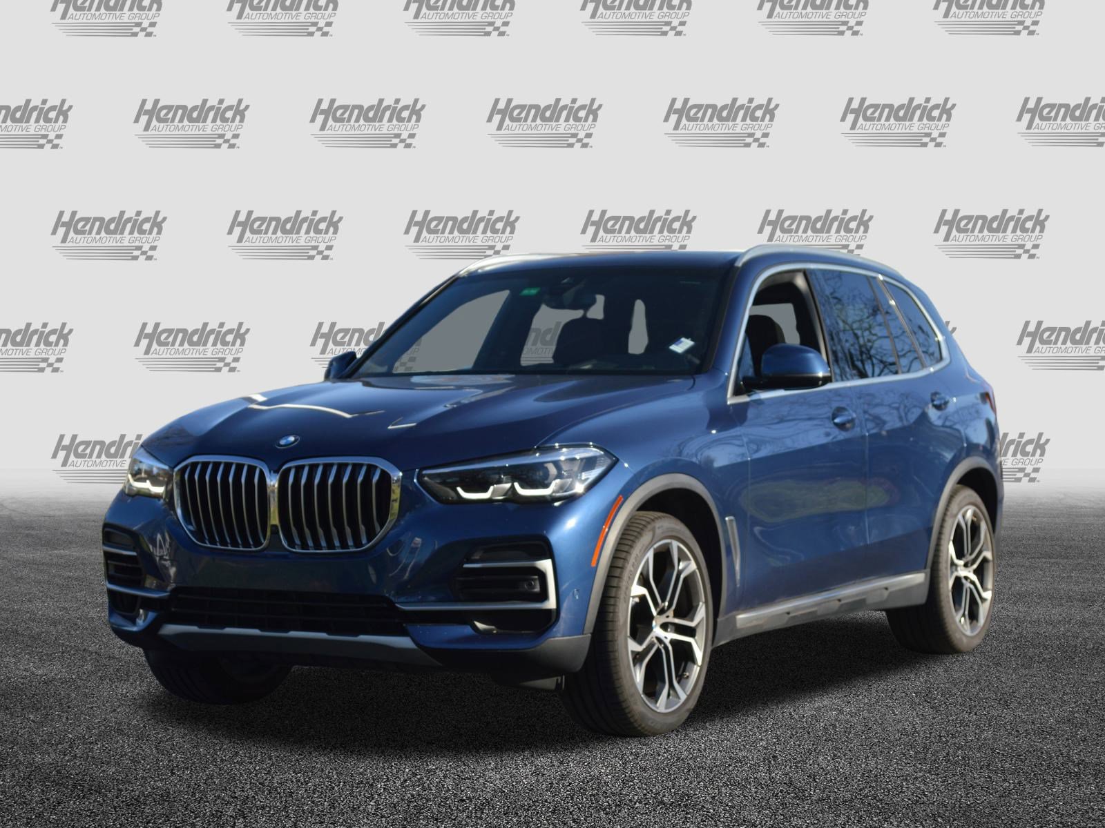Used 2022 BMW X5 xDrive40i w/ Premium Package image 7
