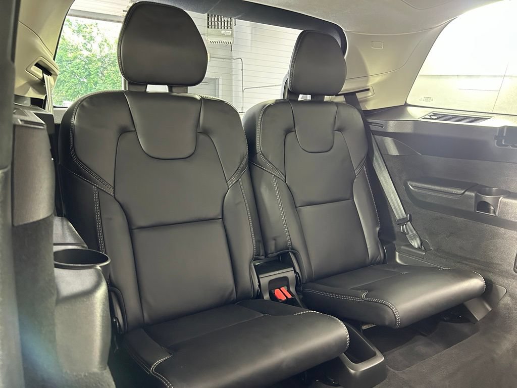 Used 2024 Volvo XC90 B6 Ultimate w/ Lounge Package AWD/4WD image 15
