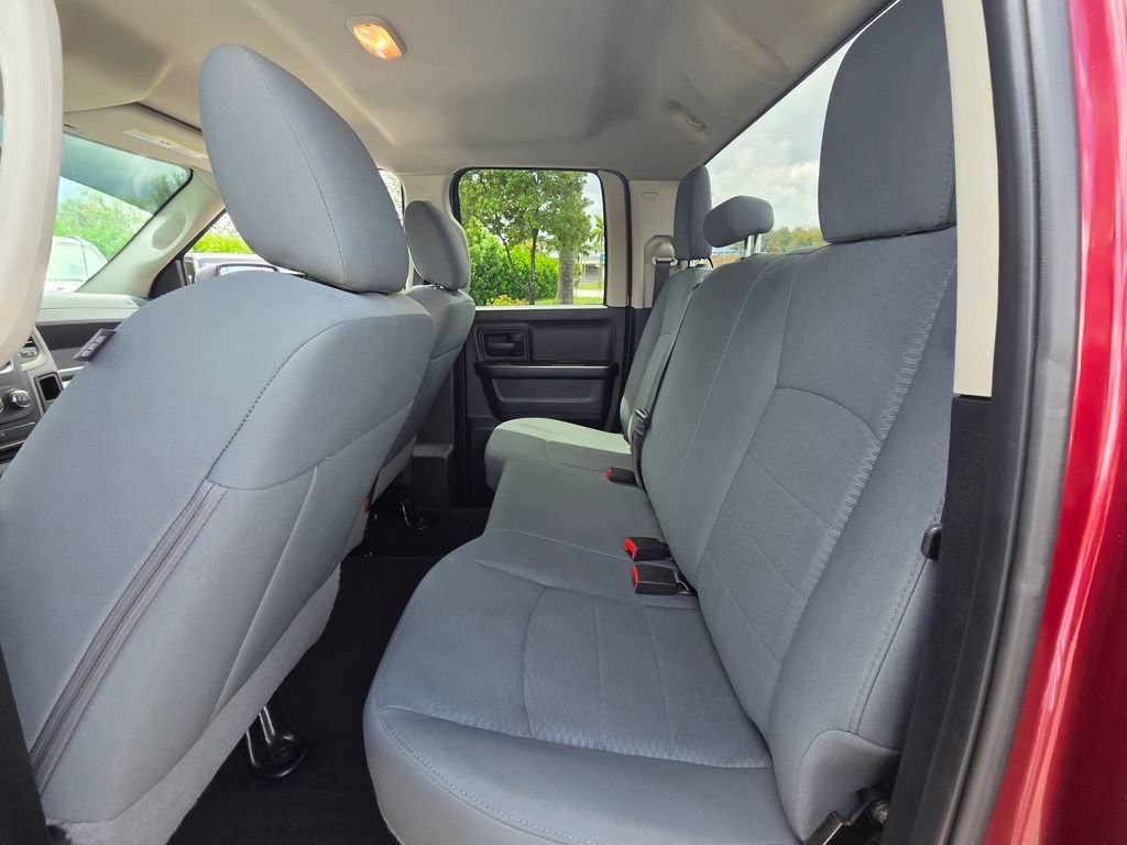 Used 2018 RAM 1500 Express AWD/4WD image 16