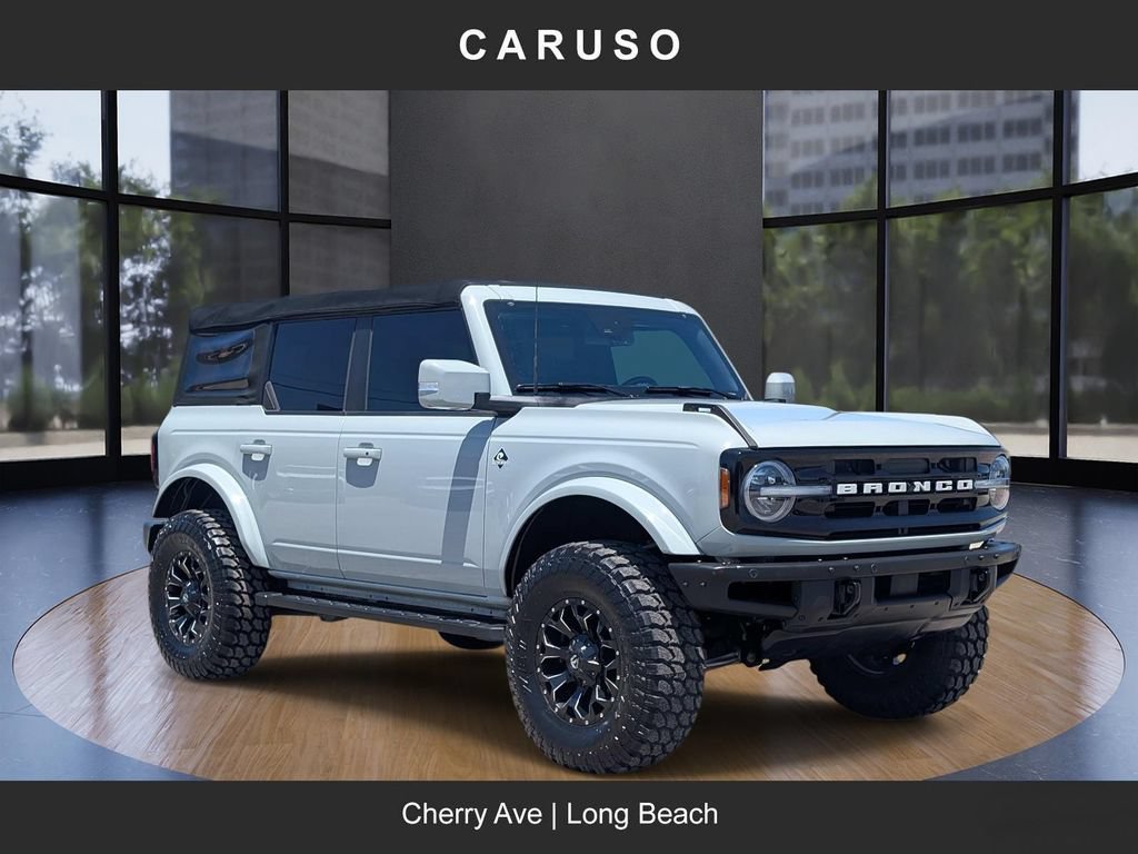 Used 2021 Ford Bronco Outer Banks AWD/4WD image 1