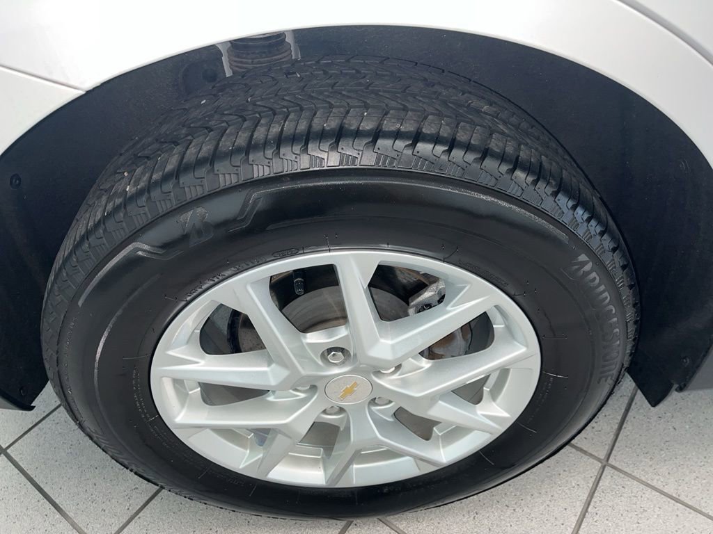 Used 2022 Chevrolet Equinox LT image 17
