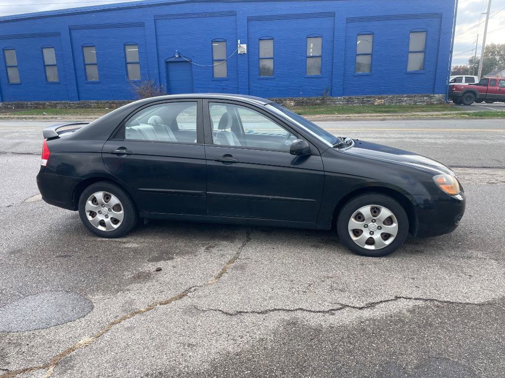 Used 2009 Kia Spectra EX image 4