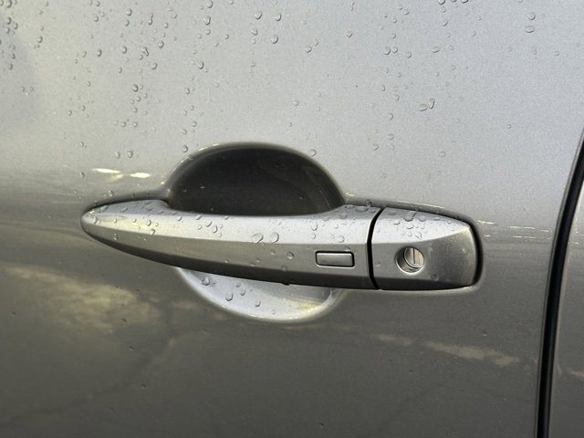 Certified 2022 Nissan Rogue SV w/ SV Premium Package image 13