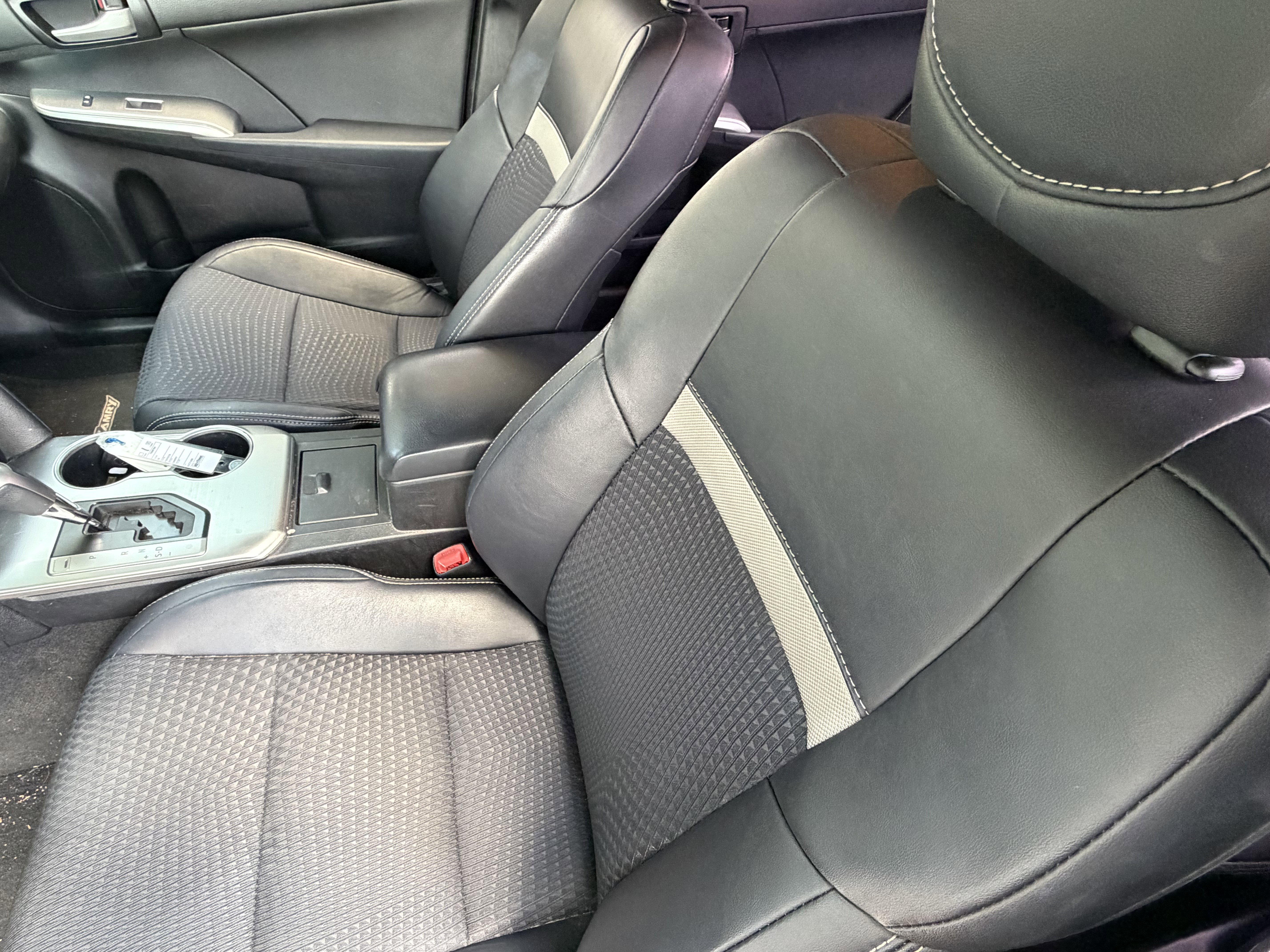 Used 2013 Toyota Camry SE FWD image 15