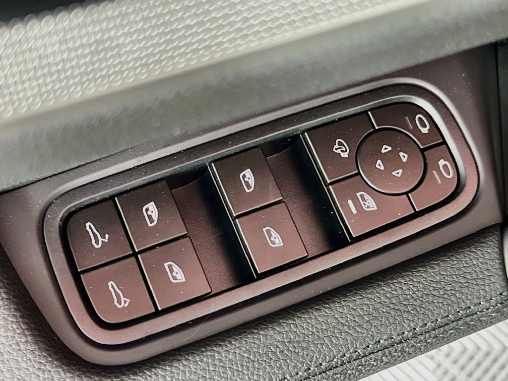 New 2026 Porsche Cayenne S AWD/4WD image 20