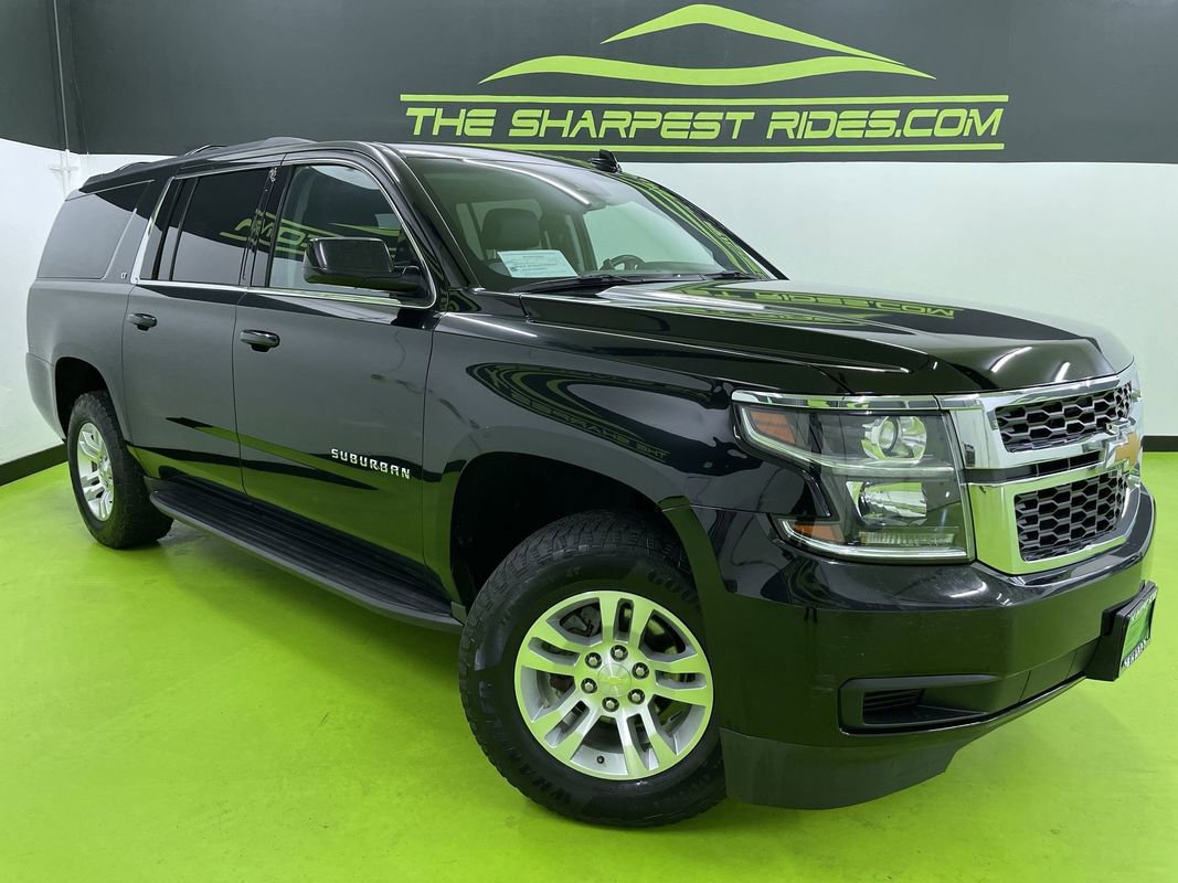 Used 2016 Chevrolet Suburban LT image 1