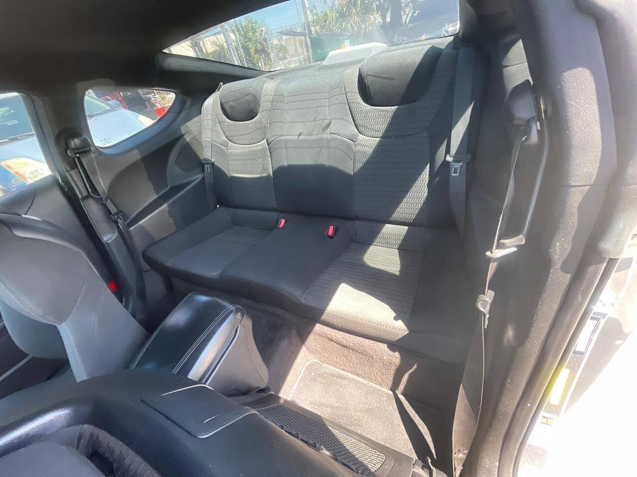 Used 2016 Hyundai Genesis 3.8 RWD image 16