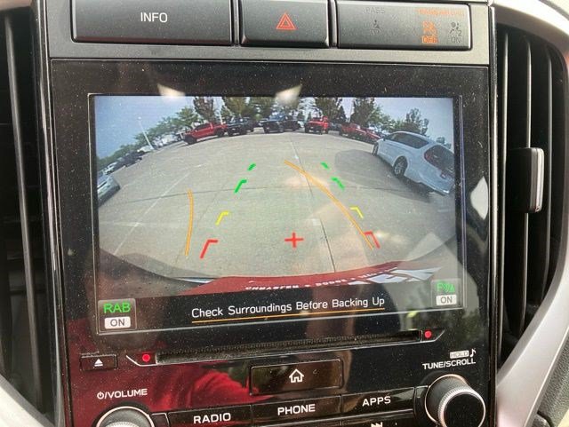 Used 2020 Subaru Ascent Premium w/ Convenience Package AWD/4WD image 17