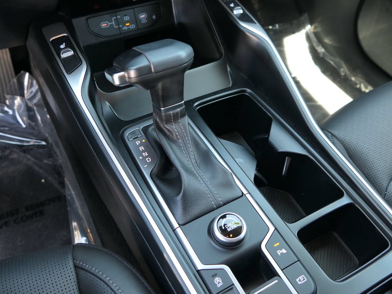 Certified 2026 Kia Sorento S FWD image 21