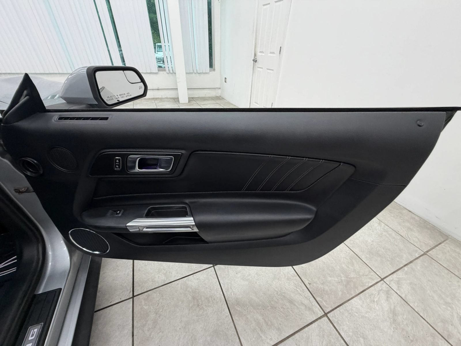 Used 2020 Ford Mustang Premium RWD image 16
