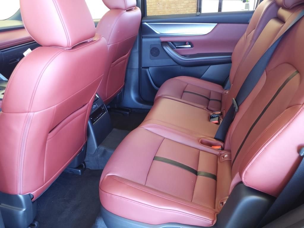 New 2025 MAZDA CX-70 3.3 Turbo S w/ Premium Package image 15