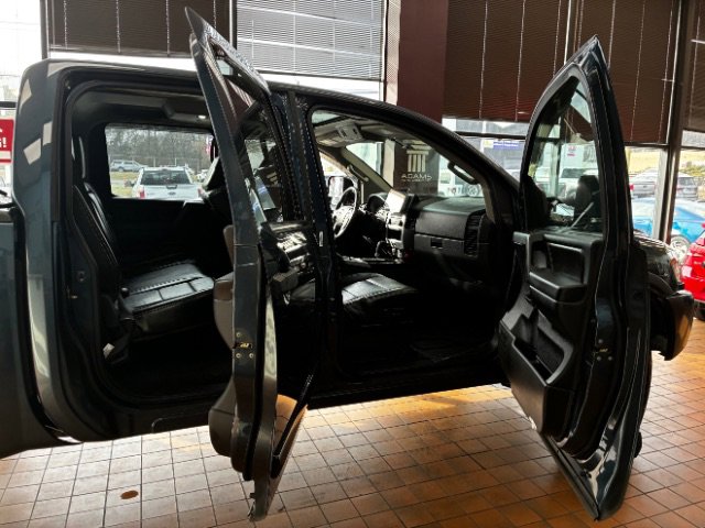 Used 2014 Nissan Titan PRO-4X w/ Pro-4x Luxury Package image 32