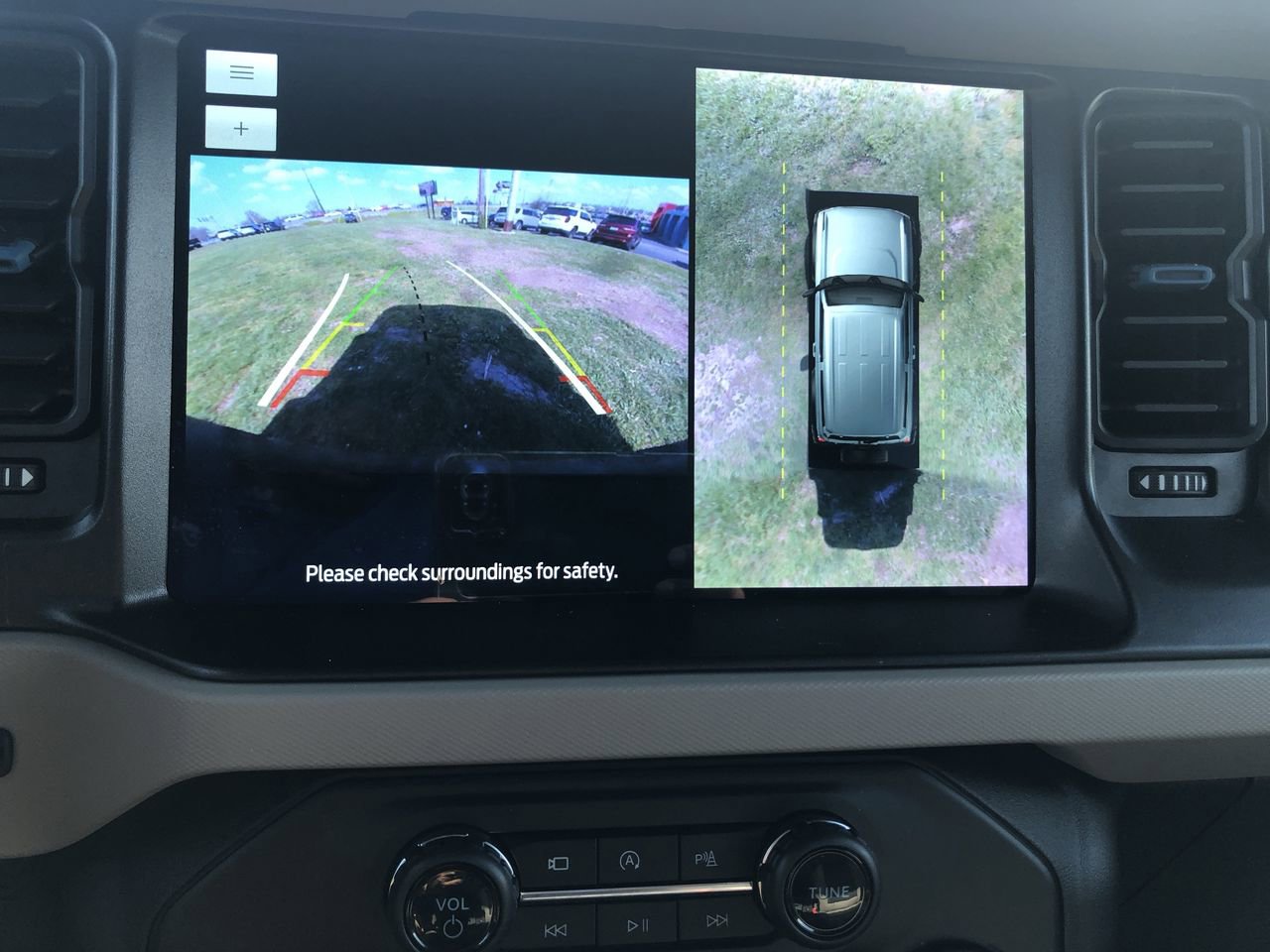 Used 2022 Ford Bronco Wildtrak image 28