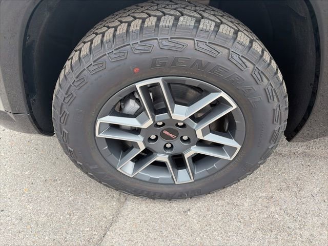 New 2026 GMC Terrain AT4 w/ Convenience Package III image 10