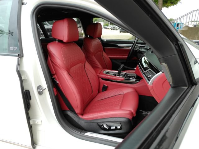 Used 2020 BMW ALPINA B7 xDrive w/ Ambient Air Package AWD/4WD image 25