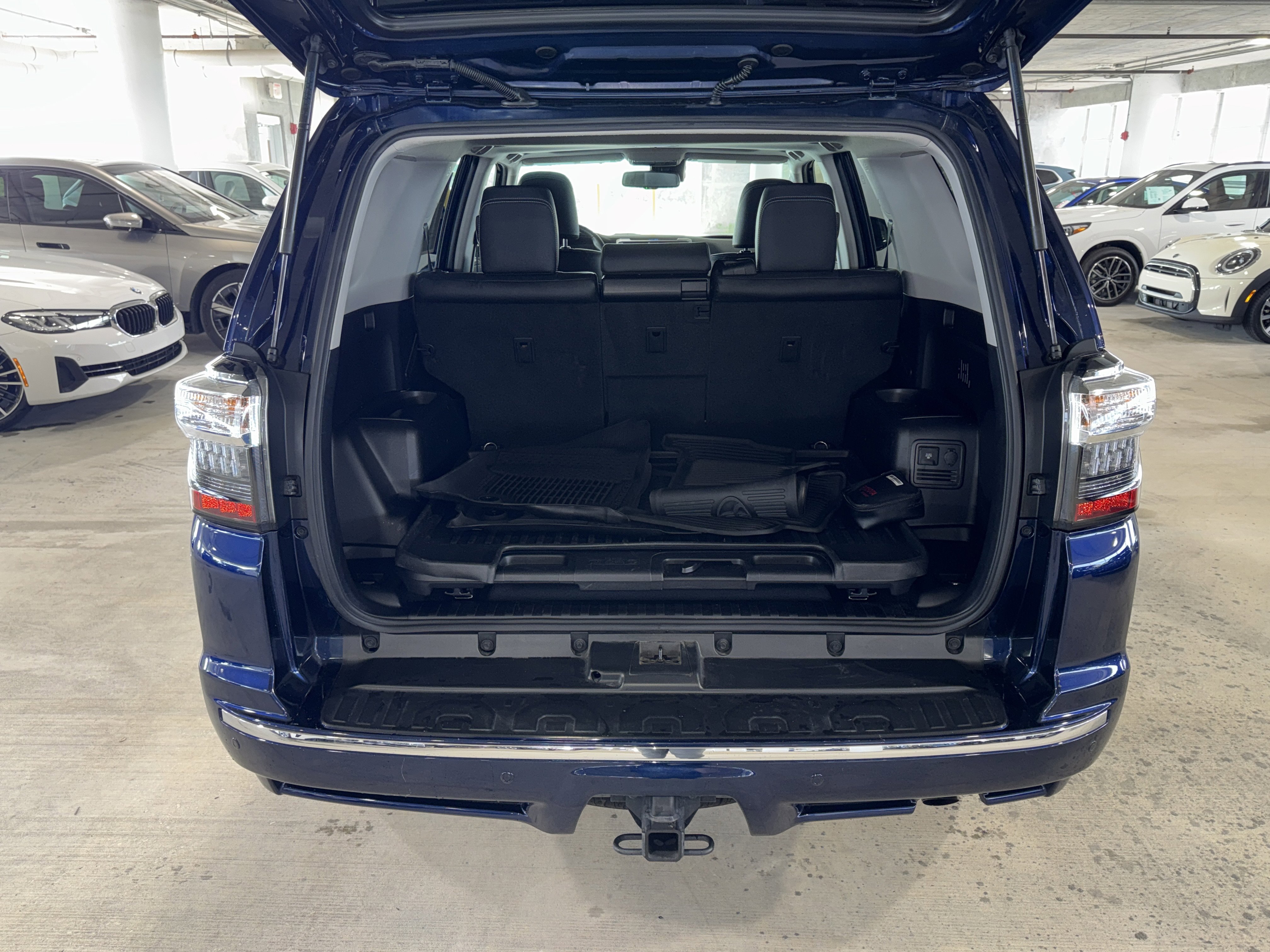 Used 2022 Toyota 4Runner Limited RWD image 13
