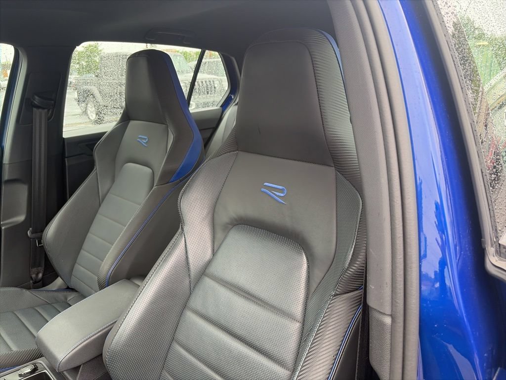 Used 2024 Volkswagen Golf R AWD/4WD image 14