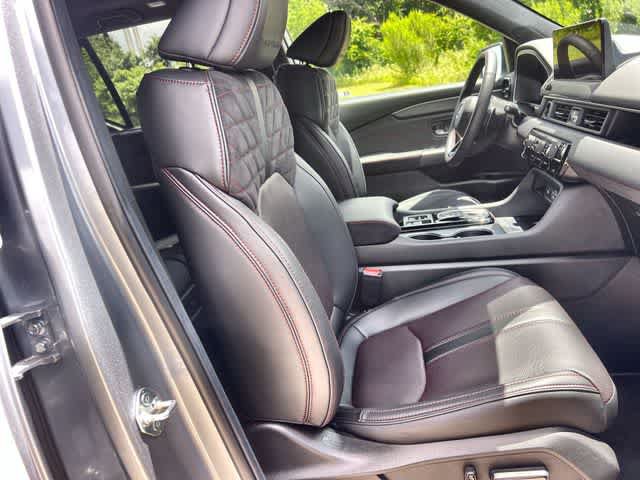 Certified 2026 Honda Pilot Black Edition image 12