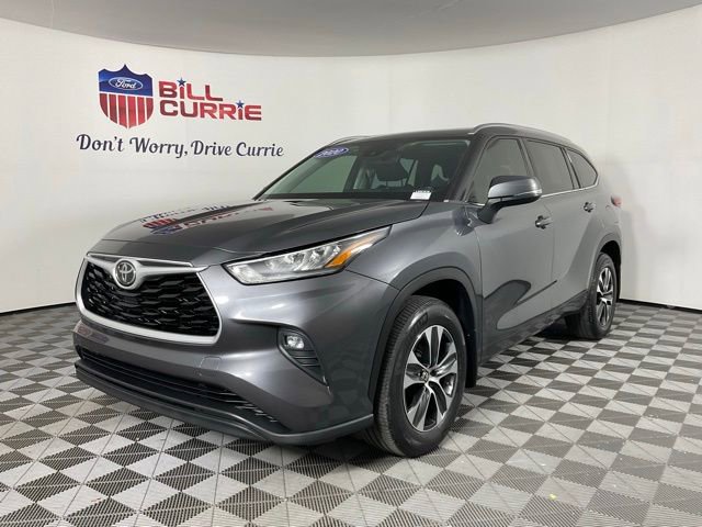 Used 2020 Toyota Highlander XLE image 7