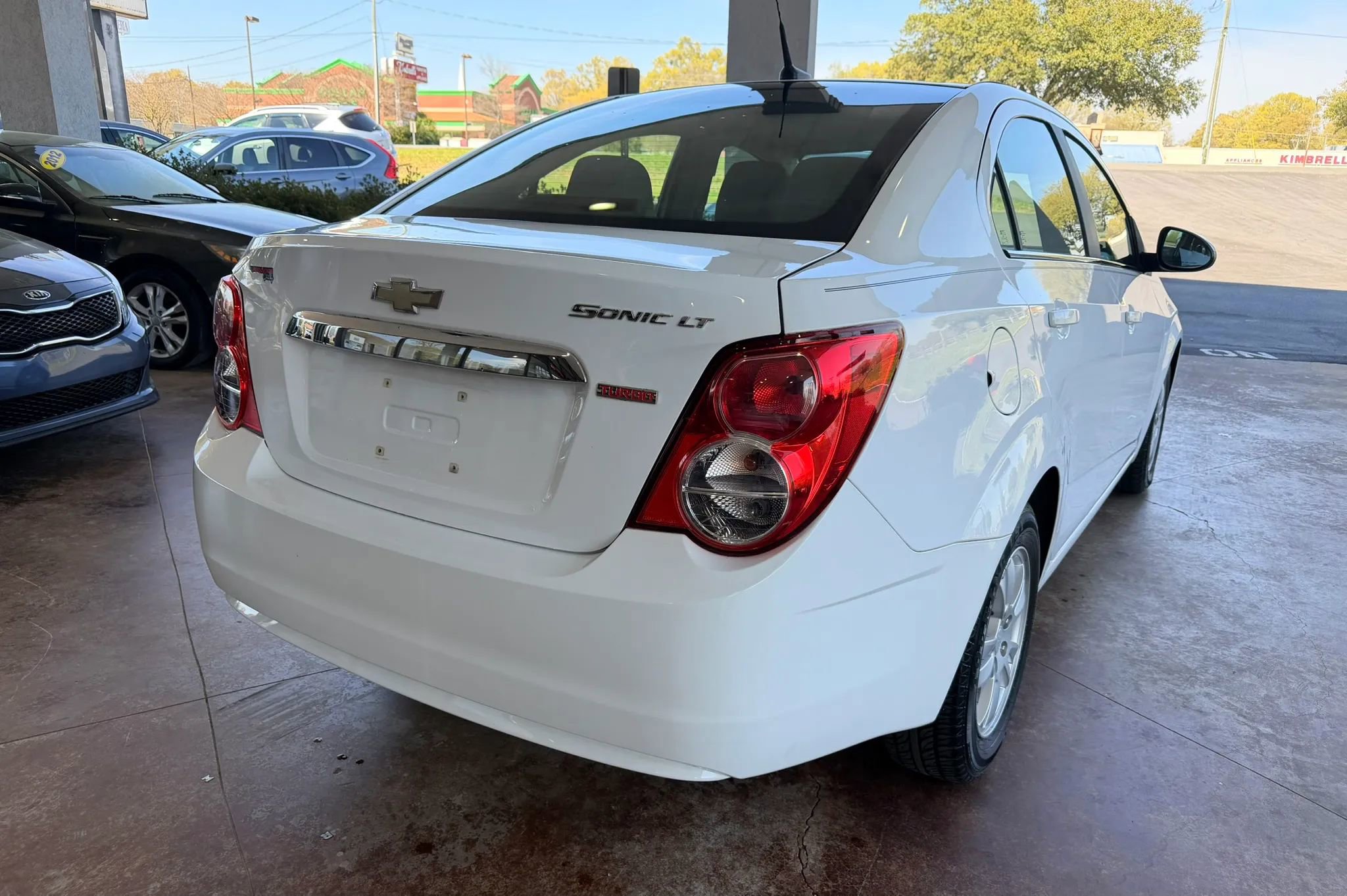 Used 2013 Chevrolet Sonic LT image 6
