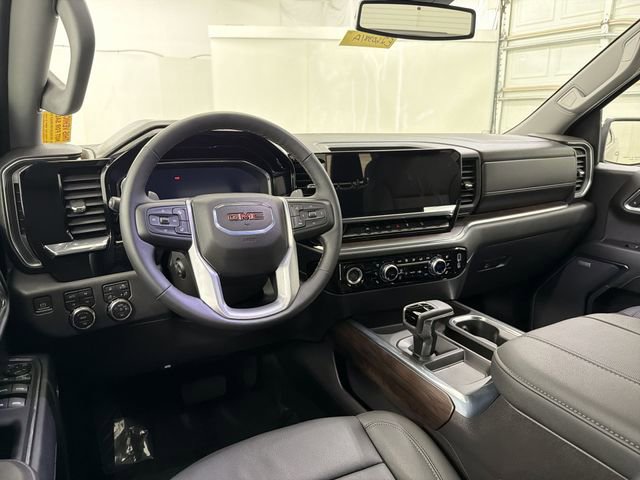 Used 2024 GMC Sierra 1500 SLT w/ SLT Premium Package image 17