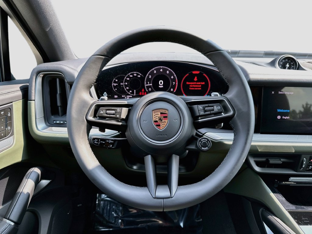 New 2026 Porsche Cayenne Coupe AWD/4WD image 11