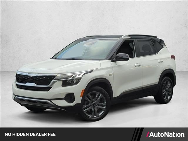 Used 2022 Kia Seltos S AWD/4WD image 1