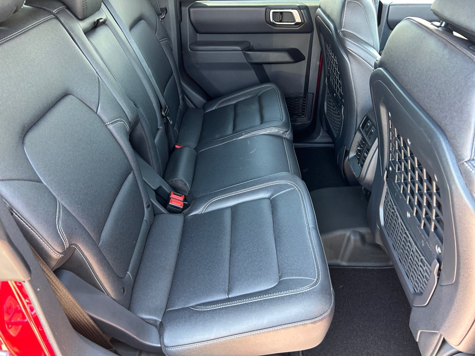 New 2025 Ford Bronco Badlands w/ Sasquatch Package AWD/4WD image 18