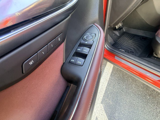 Used 2025 Buick Envision Sport Touring image 14