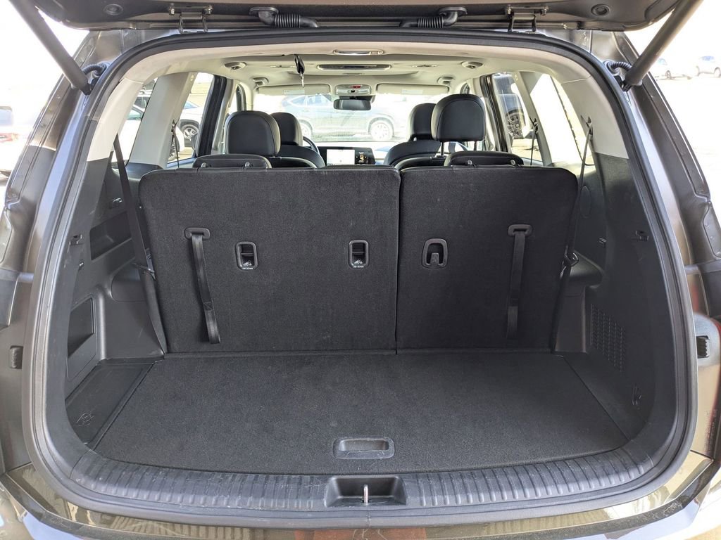 Used 2025 Kia Telluride S AWD/4WD image 31