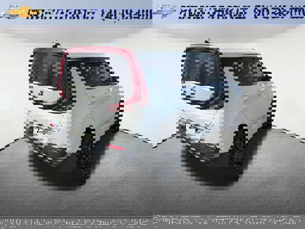 Used 2021 Kia Soul S image 5