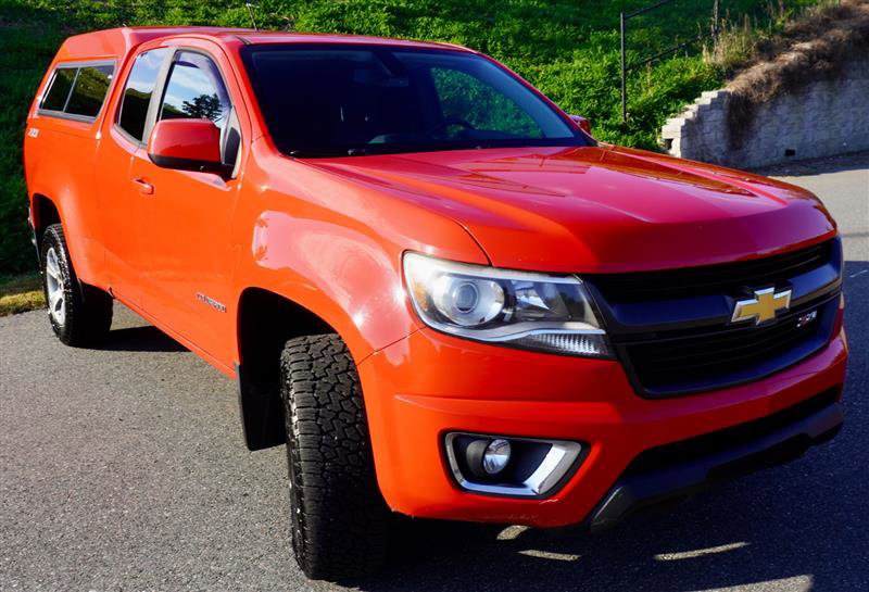 Used 2017 Chevrolet Colorado Z71 AWD/4WD image 9