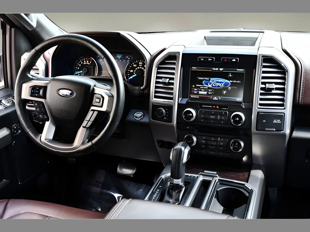 Used 2015 Ford F150 Platinum w/ Equipment Group 701A Luxury AWD/4WD image 17