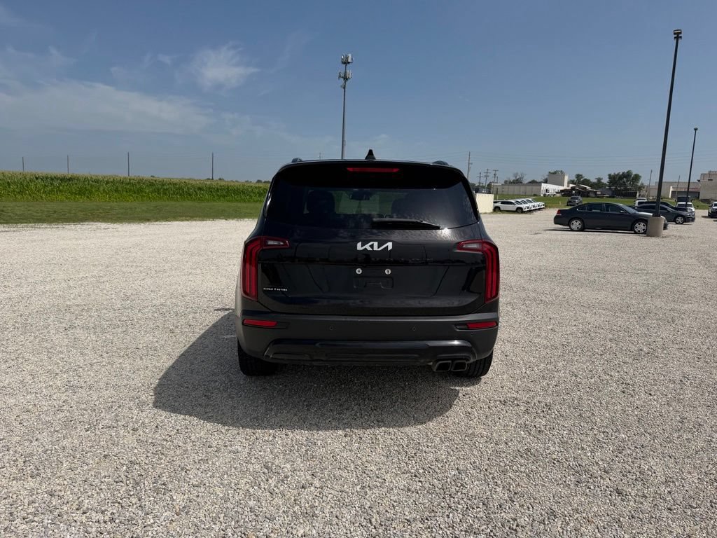 Used 2022 Kia Telluride EX w/ EX Premium Package AWD/4WD image 4