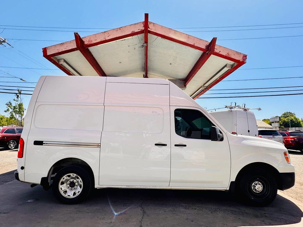 Used 2021 Nissan NV 2500 SV image 8