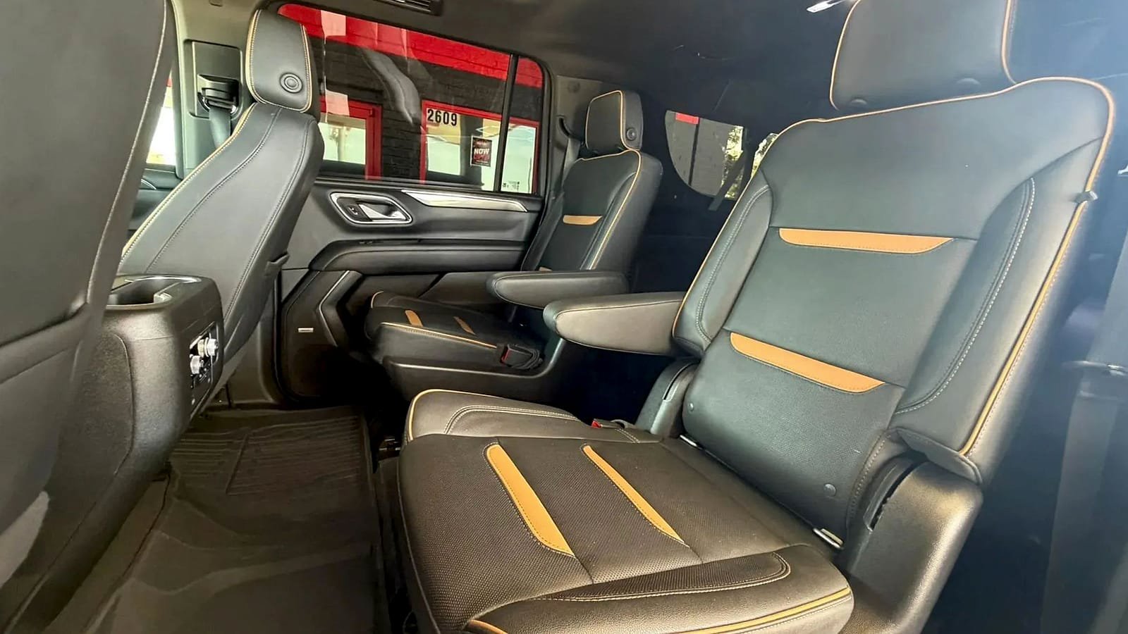 Used 2022 GMC Yukon XL AT4 w/ Max Trailering Package AWD/4WD image 30