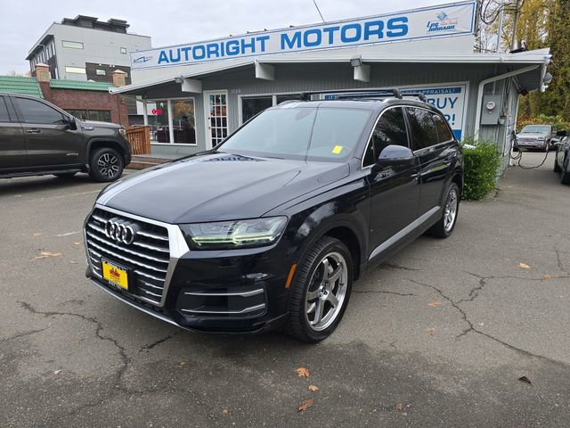 Used 2017 Audi Q7 3.0T Premium Plus w/ Premium Plus Package image 2