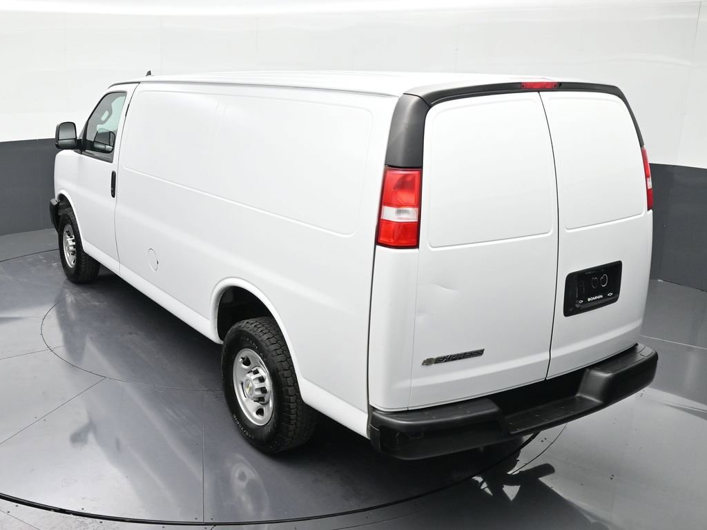 Used 2023 Chevrolet Express 2500 image 14