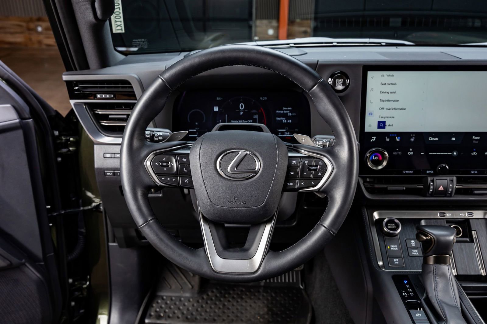 Used 2025 Lexus GX 550 w/ Accessory Package (Z1) AWD/4WD image 17