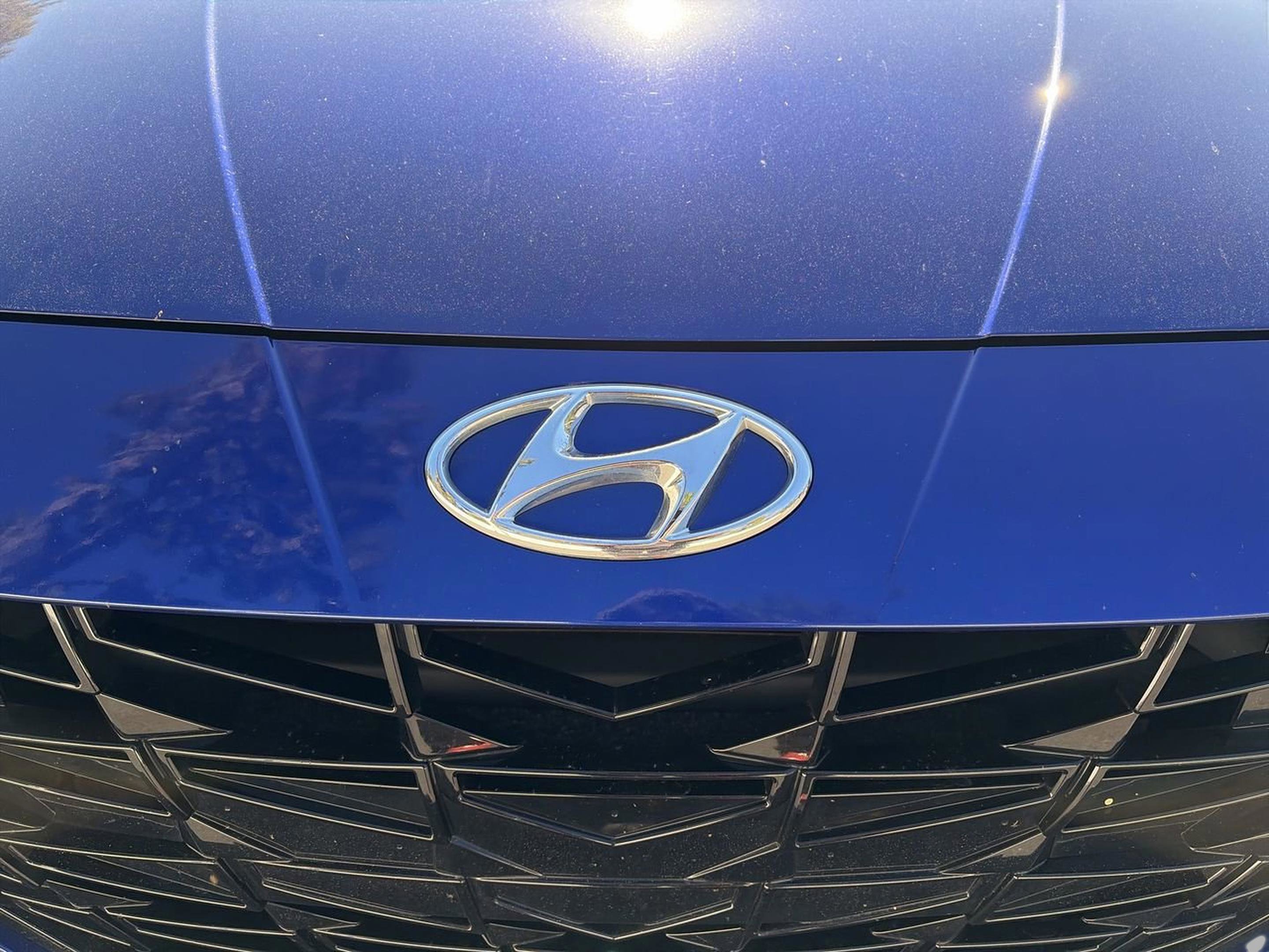 Certified 2022 Hyundai Elantra N Line image 28