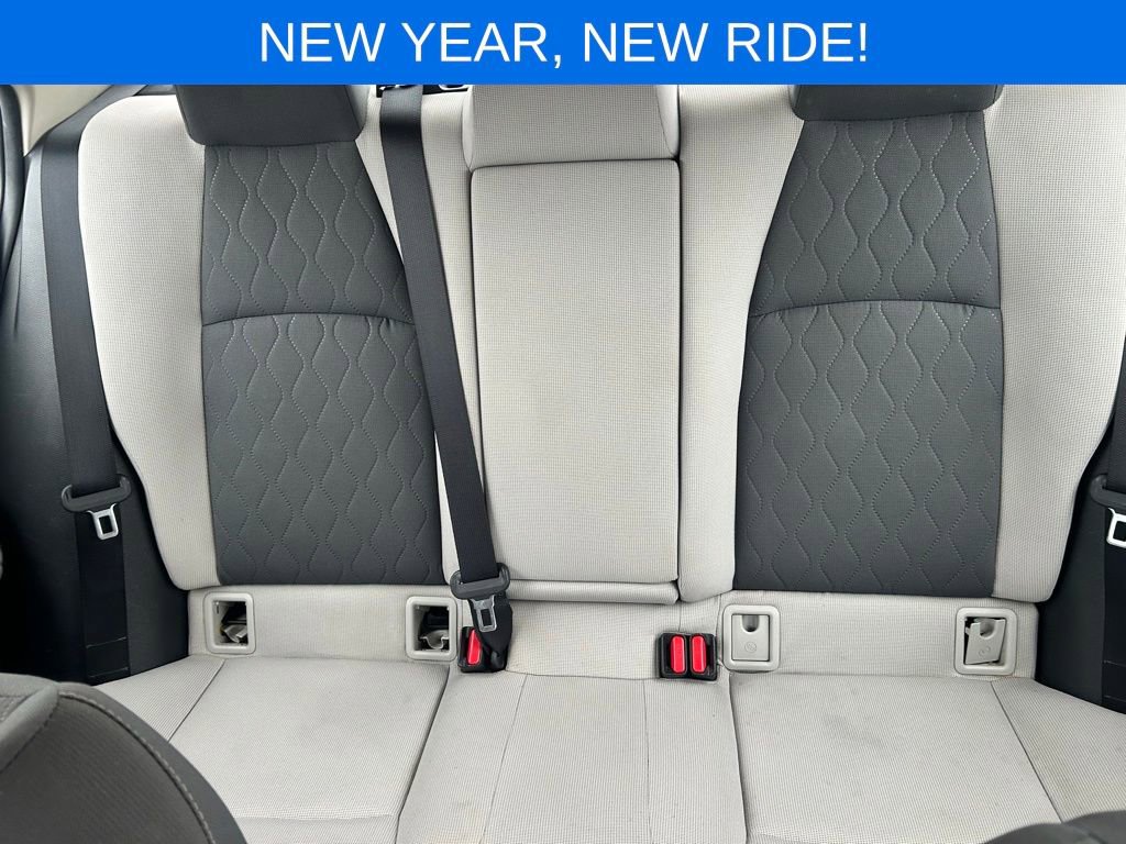 Used 2020 Toyota Corolla LE image 19