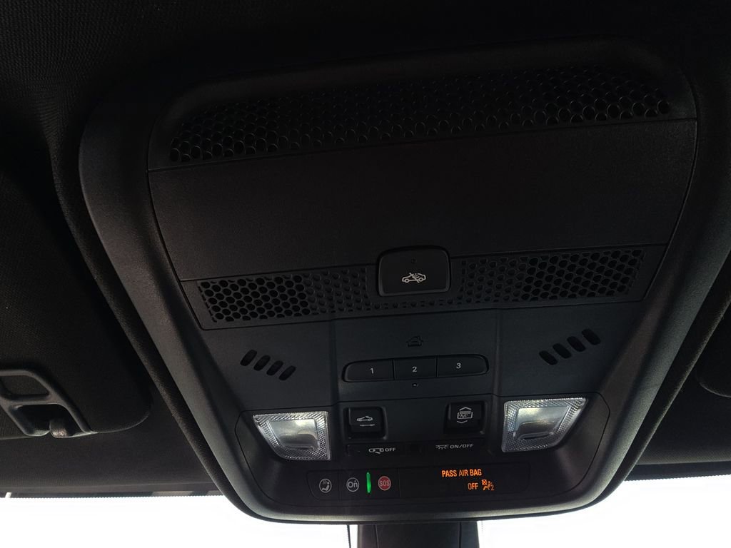 Used 2025 Cadillac XT5 Premium Luxury image 24