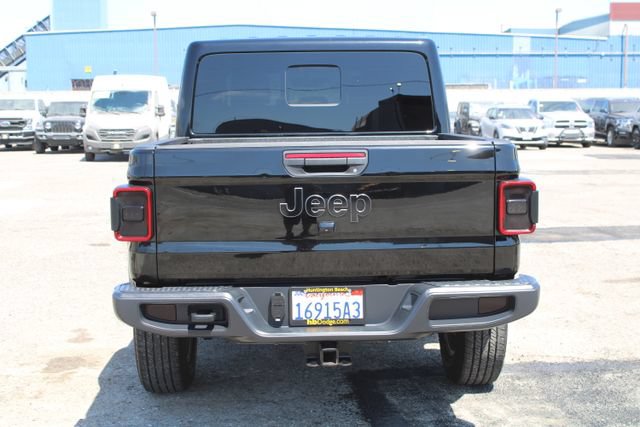 Used 2020 Jeep Gladiator Overland w/ Popular Equipment Package AWD/4WD image 5