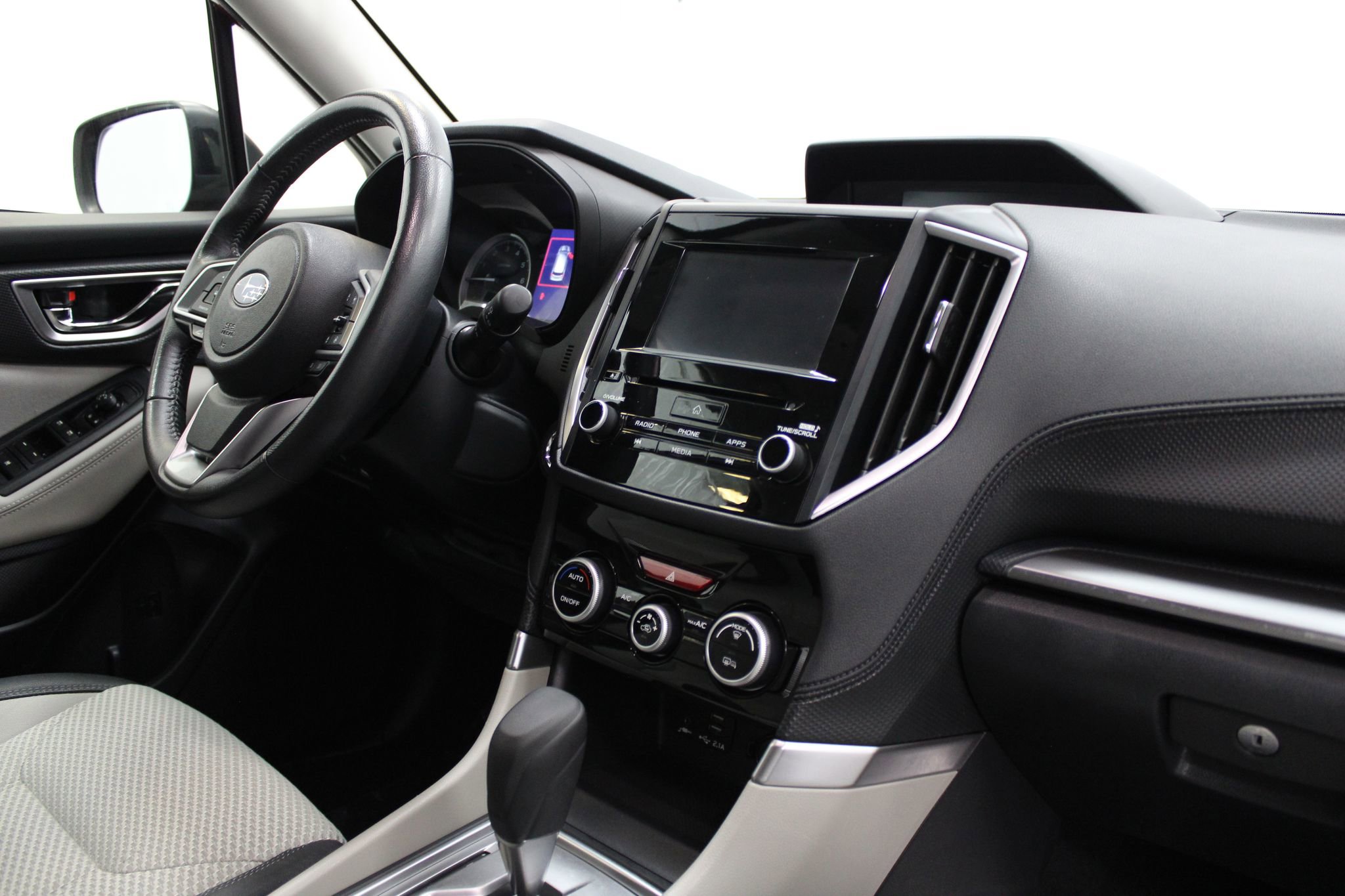 Used 2022 Subaru Forester Premium image 26