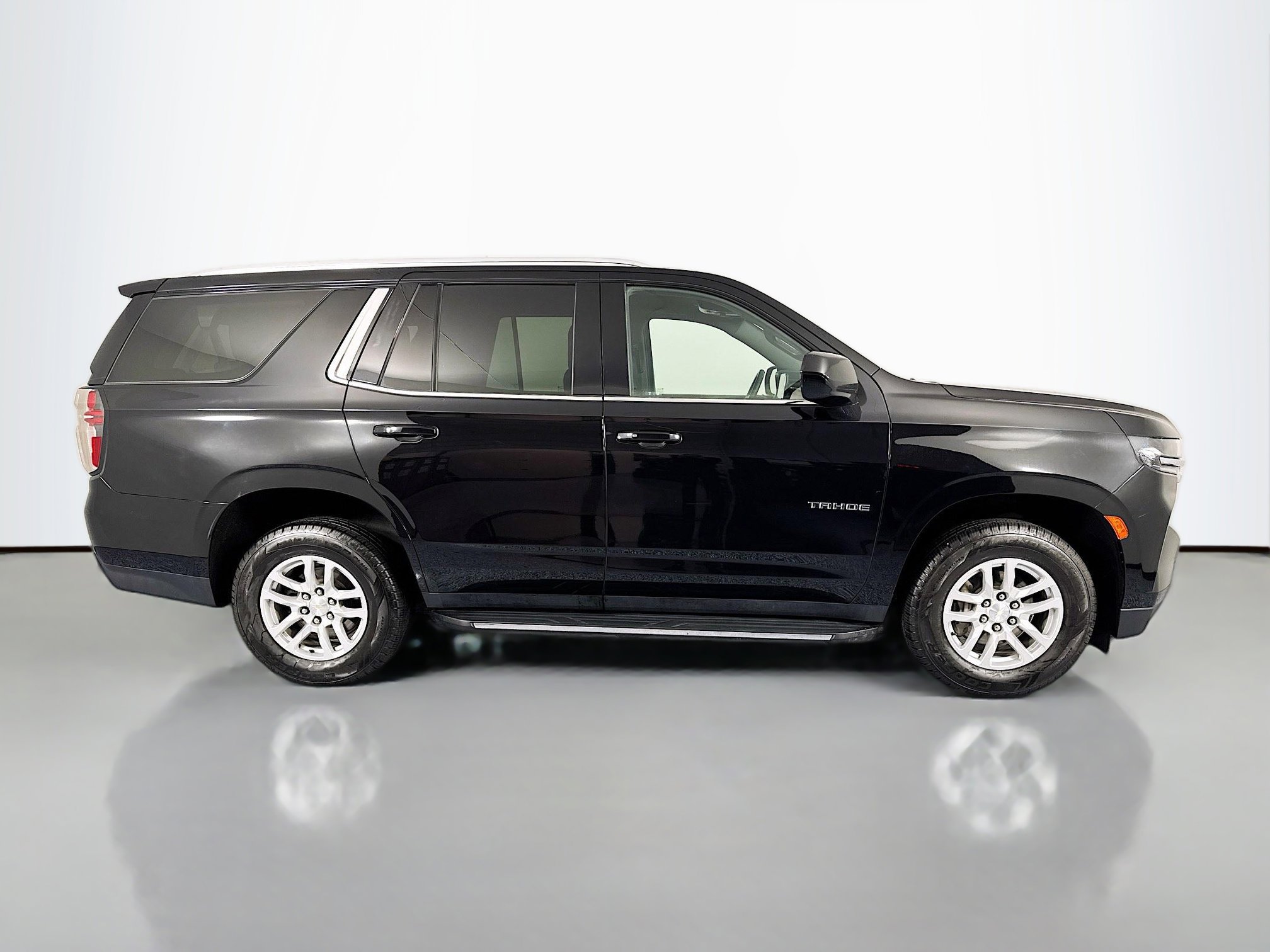 Used 2021 Chevrolet Tahoe LT image 4