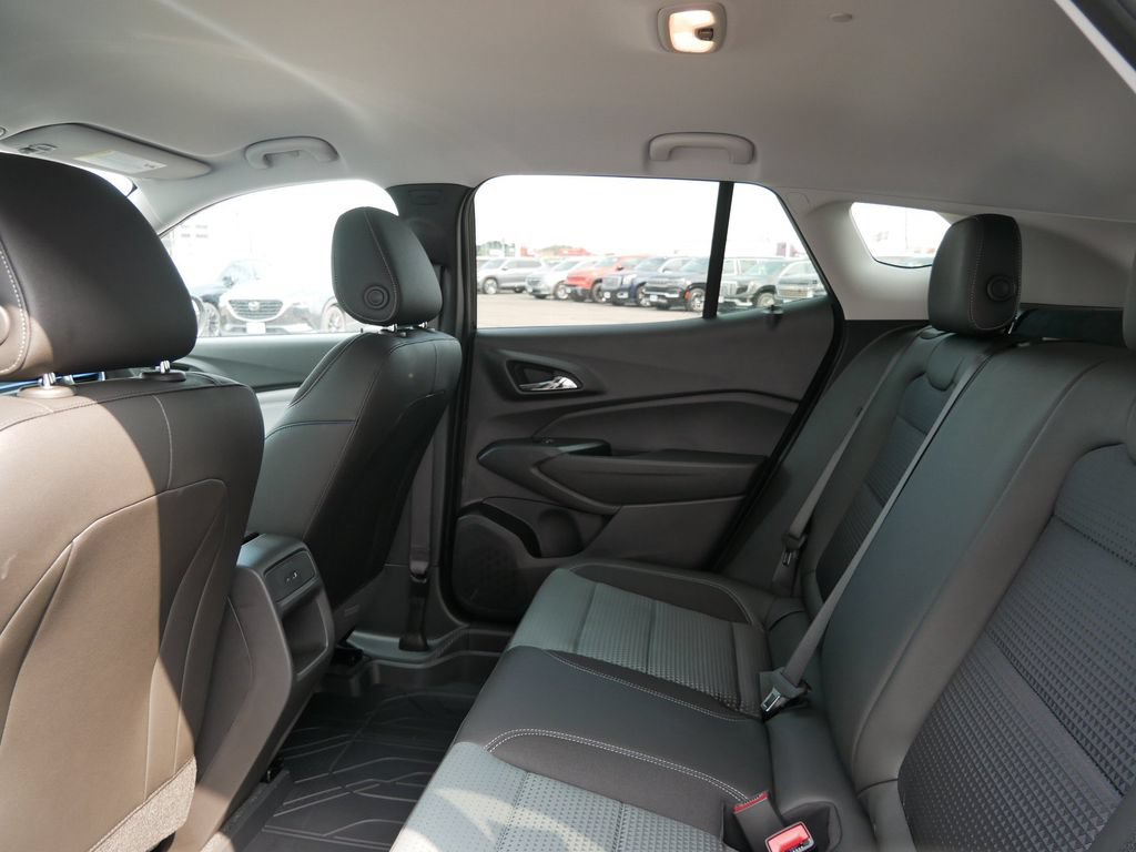 New 2026 Chevrolet Trax LT w/ Driver Confidence Package FWD image 17