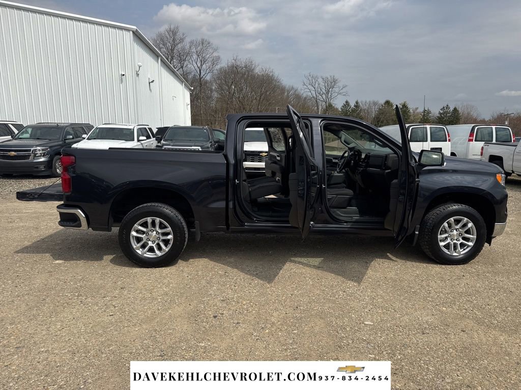 Used 2022 Chevrolet Silverado 1500 LT image 38