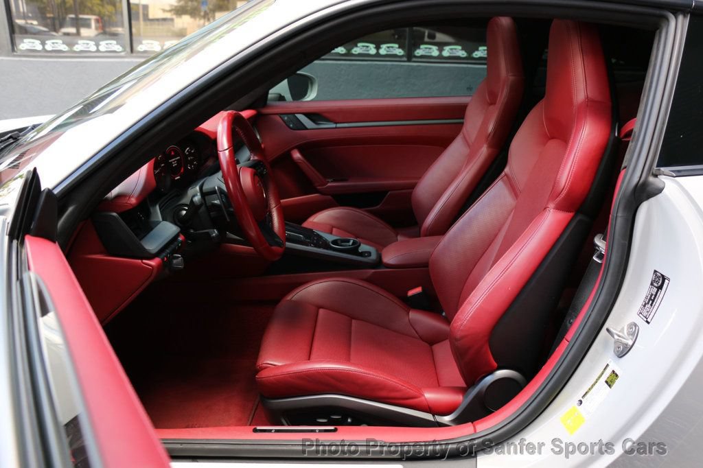 Used 2022 Porsche 911 Carrera 4S AWD/4WD image 21