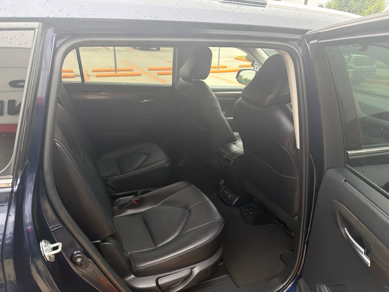 Used 2024 Toyota Highlander Limited AWD/4WD image 42